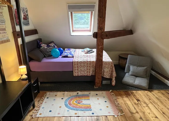 Sandys Cozy Stone Cottage