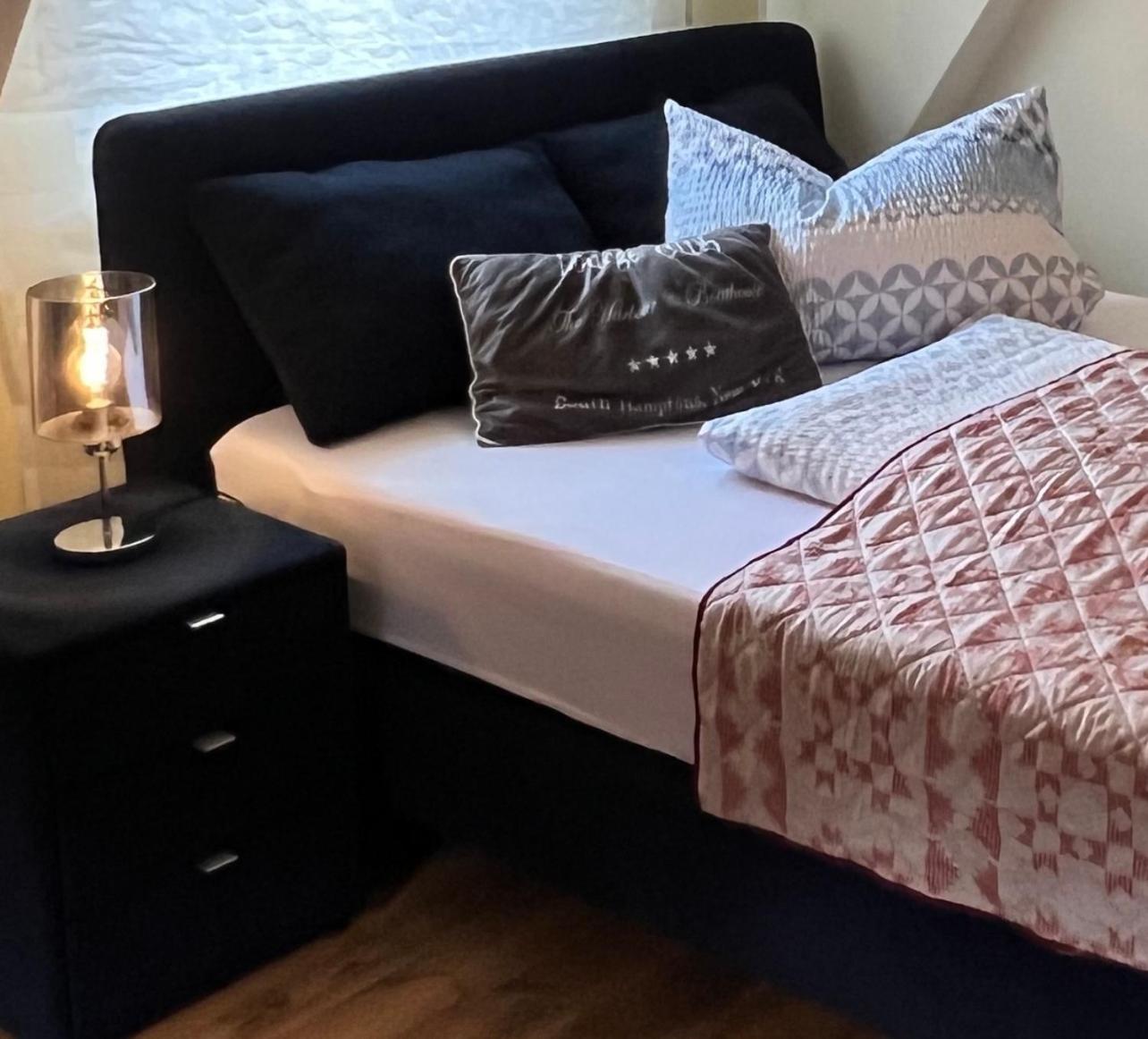 Sandys Cozy Stone Maulbronn