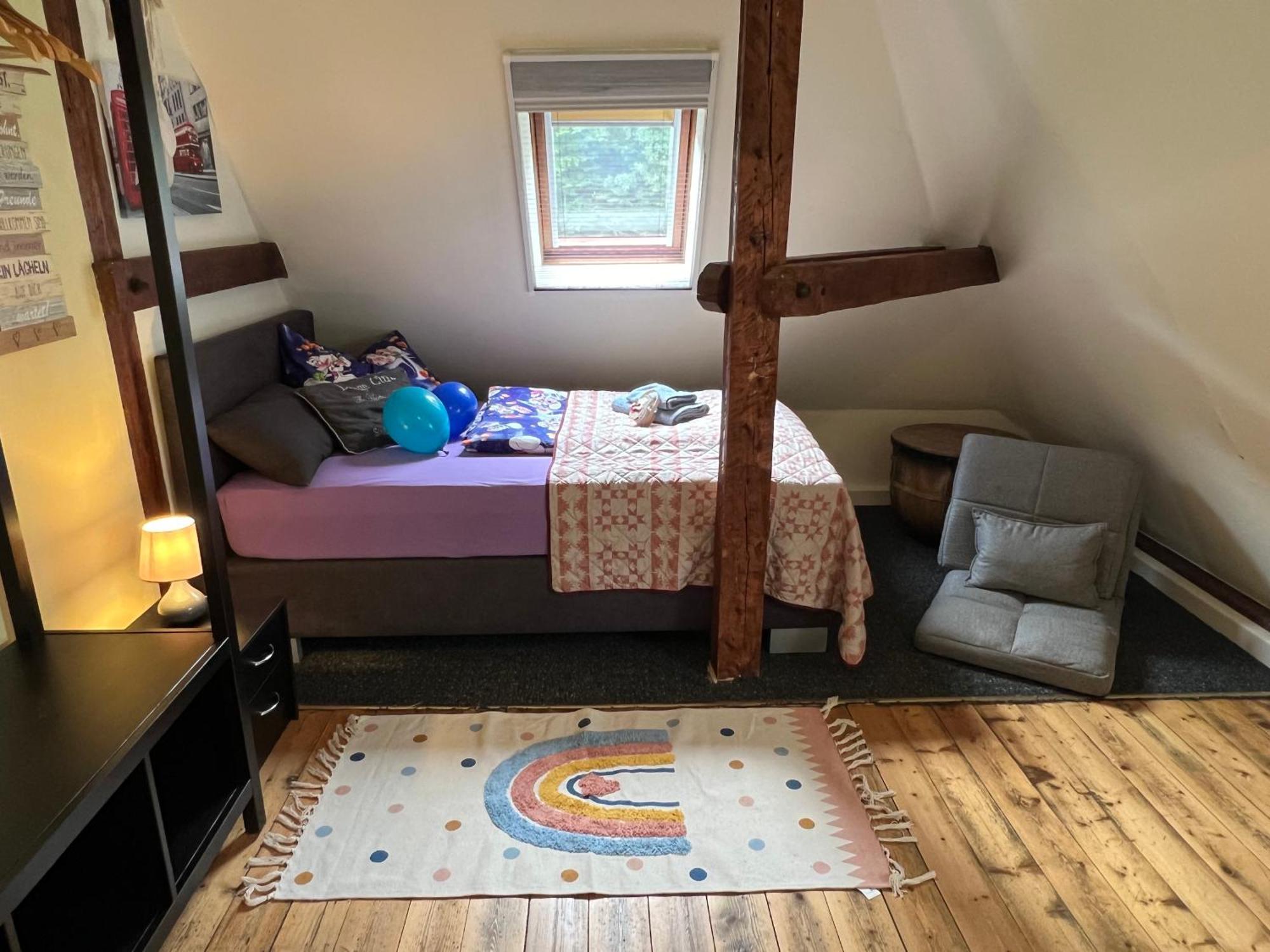 Sandys Cozy Stone